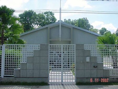 This chapel was dedicated in 1999, located near the hospital and the new bus terminal.
Timothy W. Nicolaysen
05 Apr 2003