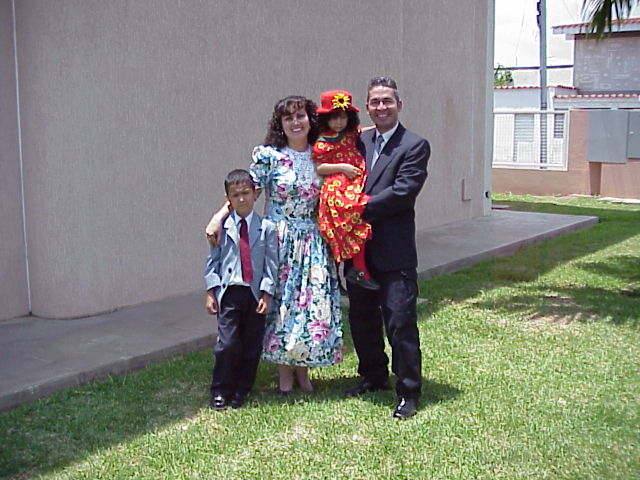 fui misionera en la mejor mision el mundo,Maracaibo,ahora tengo otra mision,la flia eterna.
Lisbeth Maria  de Hernandez
02 Jun 2003