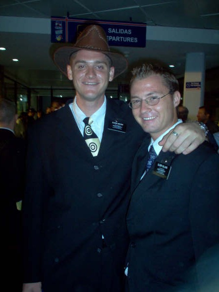 En el Aeropuerto, Oct.07,2005
Familia Padilla
22 Oct 2005