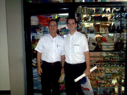 En su ultimo dia en Maracaibo (24 Oct.2005)
Familia Padilla
01 Nov 2005