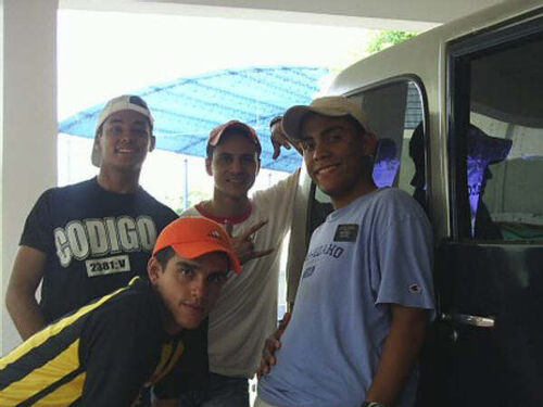 Elder Cabeza,Ruiz, Perez sta yen ta luego, elder Velazco
Franz Rene  Velazco
04 May 2006