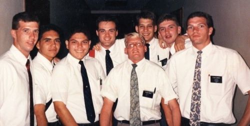 Bueno ejemplos y grandes amigos...Listello, Buckingham, Raga, Barker, Randall, Allen, Adams, etc
Jose Concepcion Raga Zambrano
20 May 2003