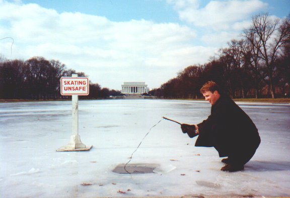 frozen reflecting pool in front of Lincoln Memorial
David  Pabst
11 Oct 2002