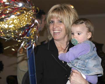 Mission Reunion Pres. & Sis Farnes April 2003
Mission Network
06 Apr 2003