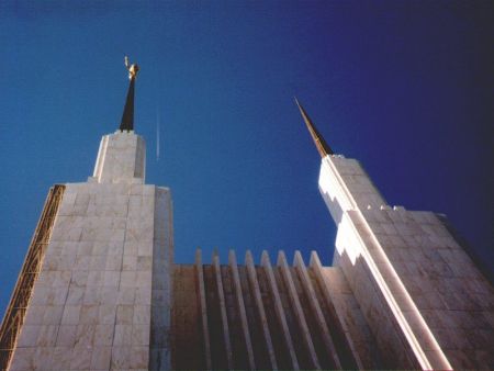 Washington D.C. Temple in Kensington, MD
David  Pabst
11 Oct 2002