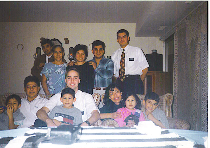 MEMBERS WERE SO GOOD IN FRIENDSHIPING  
OUR ENVESTIGADORES LOS HERNANDEZ
Adalberto  Mariscal
16 Nov 2003