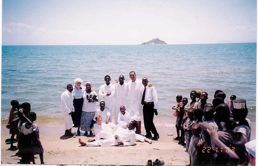Baptism in the lake
phumlani allen sikhakhane
16 Mar 2004