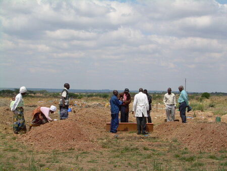 dedication of the grave by President Munatsi, Mkoba 2007
Randall  Knorr
04 Apr 2007