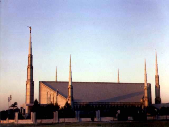 Templo de BsAs
Norman  Cooper
08 Sep 2002