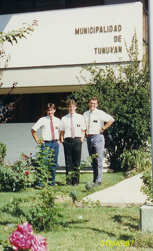 07 de Marzo, 1987
Elderes Ricardo Marambio, Greg Neher y Stuart Vassau
*Leer historia en 